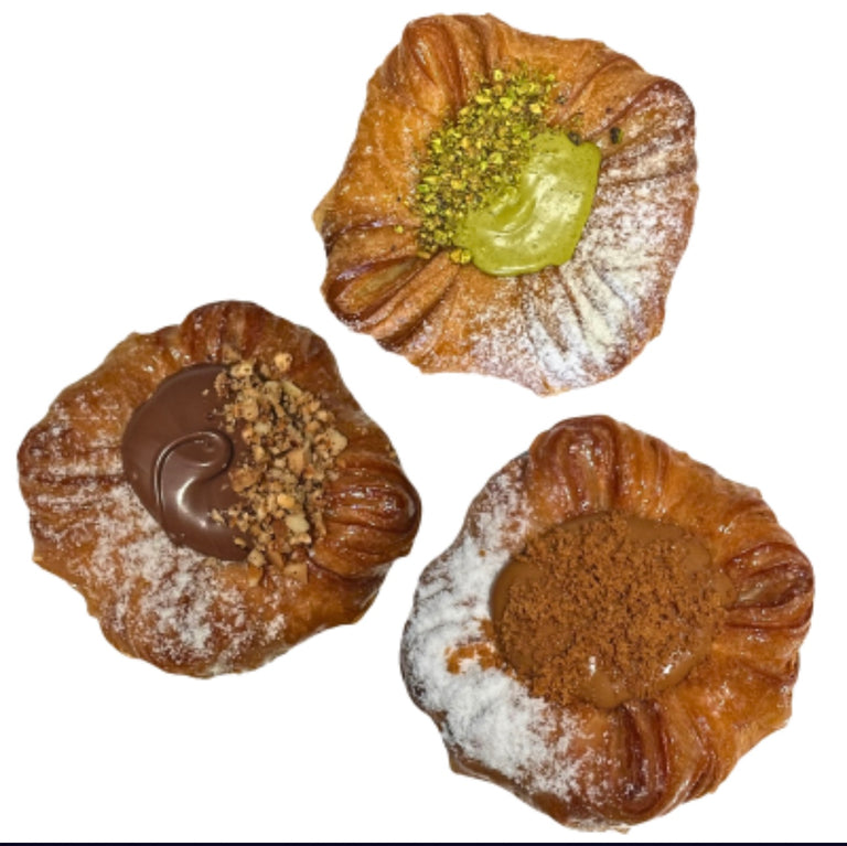 Gourmet mini danishes